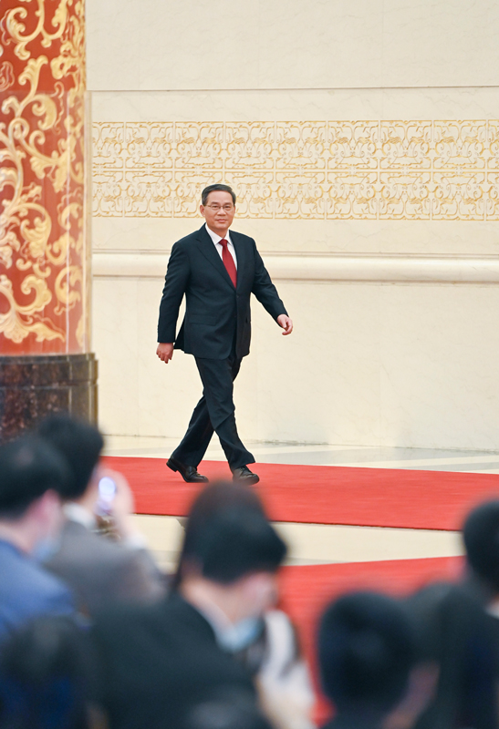 李强总理出席记者会并回答中外记者提问「相关图片」