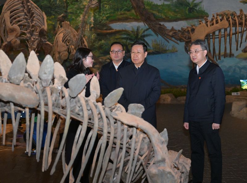 王晓晖在乐山市自贡市调研时强调
坚持干字当头狠抓各项部署落实
在推动高质量发展中展现新担当新作为「相关图片」